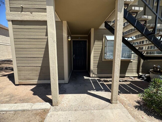Foto del edificio - 2732 Alicialynn Way
