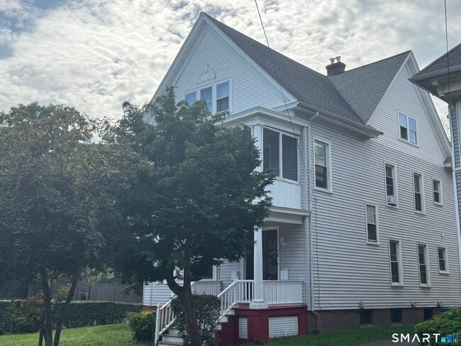 Building Photo - 38 Brownell St