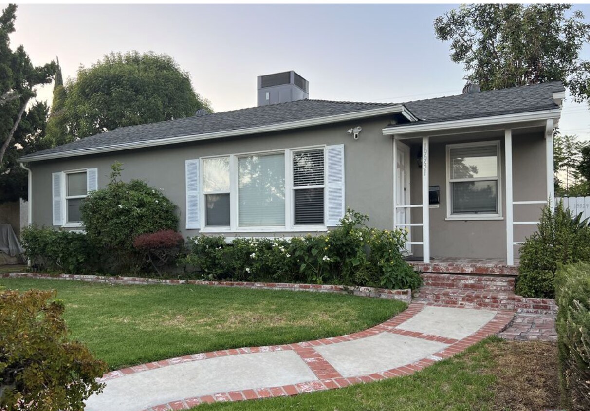 19931 Welby Way, CA 91306 House Rental in CA