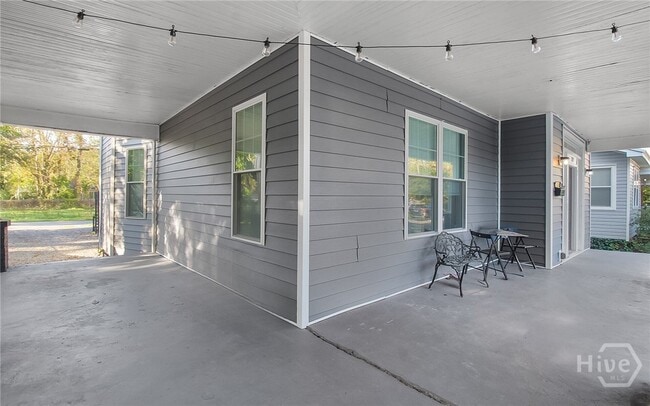 Foto del edificio - 721 E 36th St