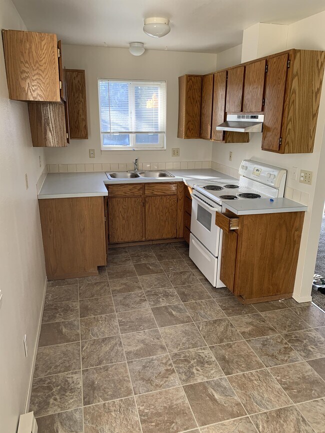 7058 W Trevor St, Rathdrum, ID 83858 Townhome Rentals in Rathdrum ID