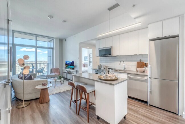 Building Photo - 1221 Macleod Trl SE