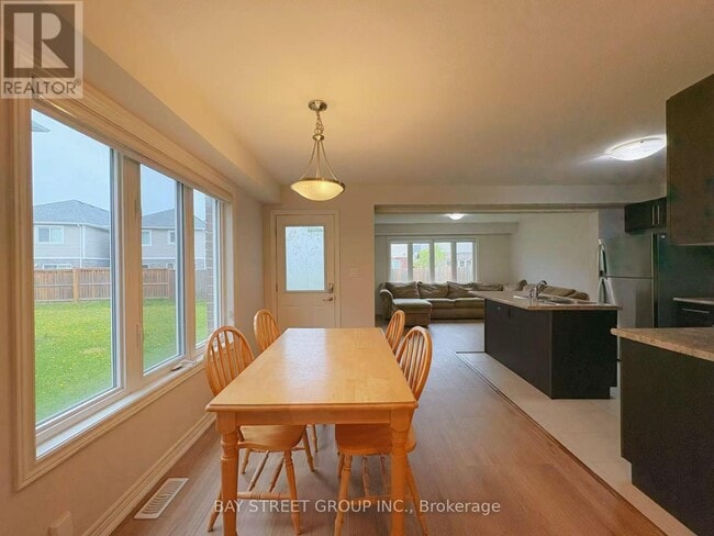 Building Photo - 30 Elderberry Rd