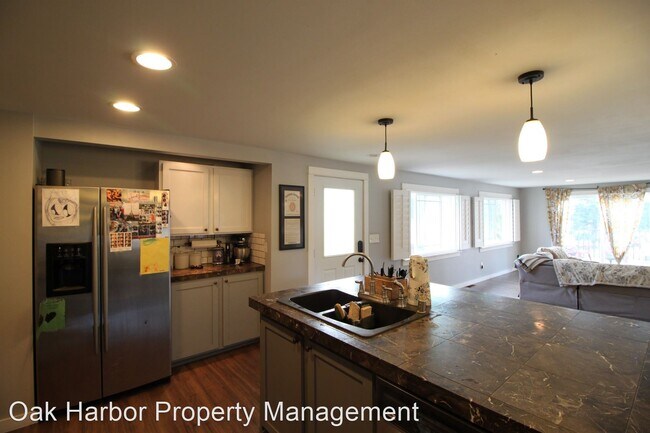 Foto del edificio - 4 br, 2 bath House - 704 Banta Road