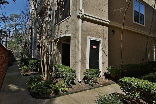 Building Photo - 12707 Boheme Dr