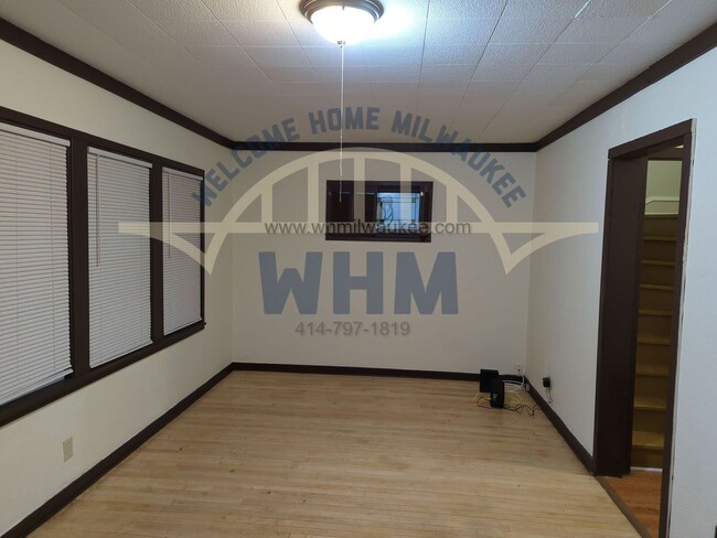 Building Photo - OPEN HOUSE: Sunday at 1:00 pm* Coming Soon...