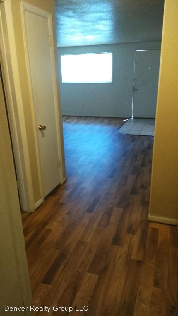 Foto del edificio - 431-431 E Willamette Ave