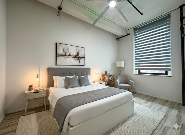 Building Photo - 109 Summer St