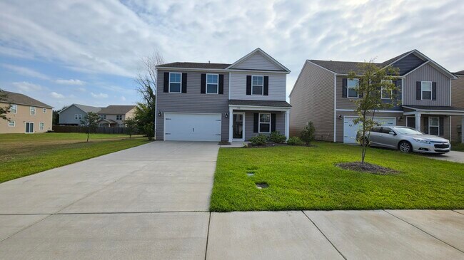 Building Photo - 1773 Camazay Dr
