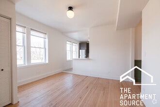 Building Photo - 2313 N Albany Ave