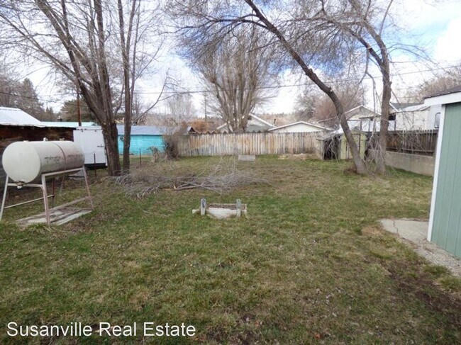 Building Photo - 1 br, 1 bath House - 70 Small St.