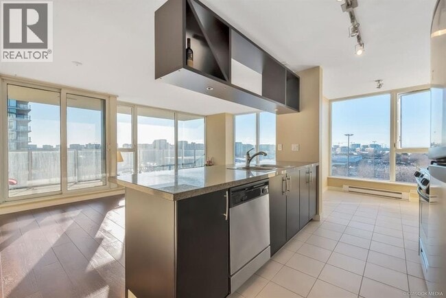 Photo du bâtiment - 5028 Kwantlen St