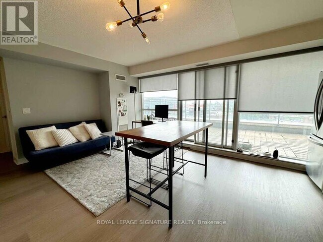 Building Photo - 100 Western Battery Rd