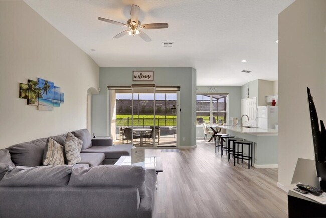 Foto del edificio - 2227 Wyndham Palms Way