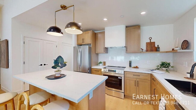 Foto del edificio - 6441 Satsuma Ave