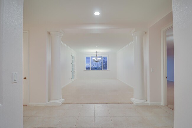 Foto del edificio - 5014 Via Sienna Dr
