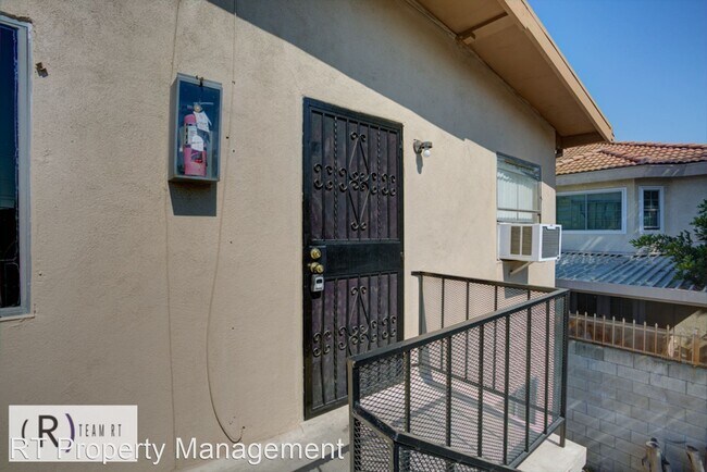 Building Photo - 2 br, 1 bath House - 3936 Stewart Ave #B