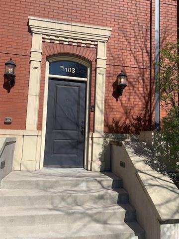 Building Photo - 2500 McKinney Ave