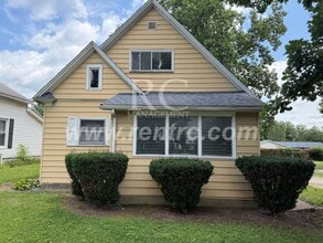 Building Photo - 1323 Grant St
