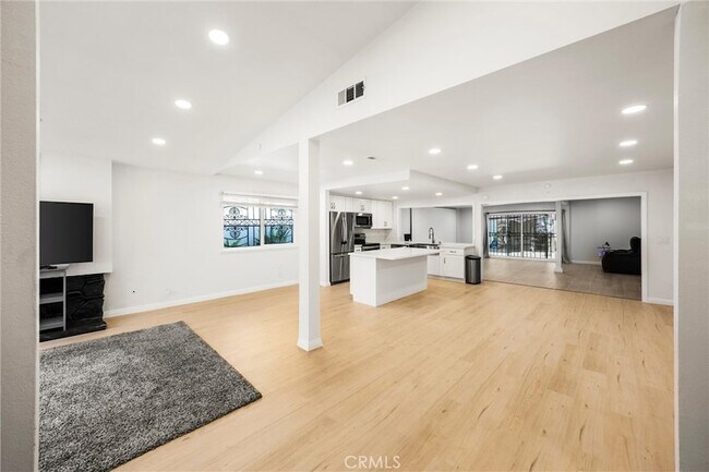 Foto del edificio - 13509 Destino St
