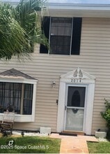 Building Photo - 2014 Manor Dr NE