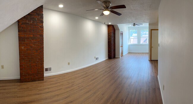 Foto del edificio - 415 Grant Ave