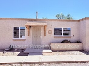 Building Photo - 319 E Blacklidge Dr