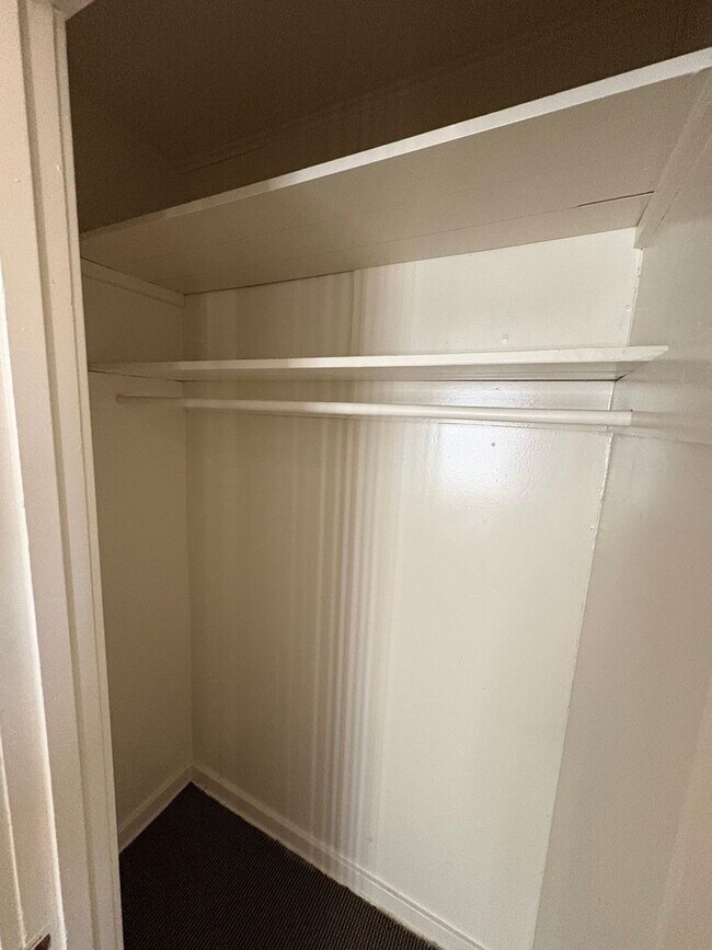 Foto del edificio - Cozy Hanford Home Available Now!