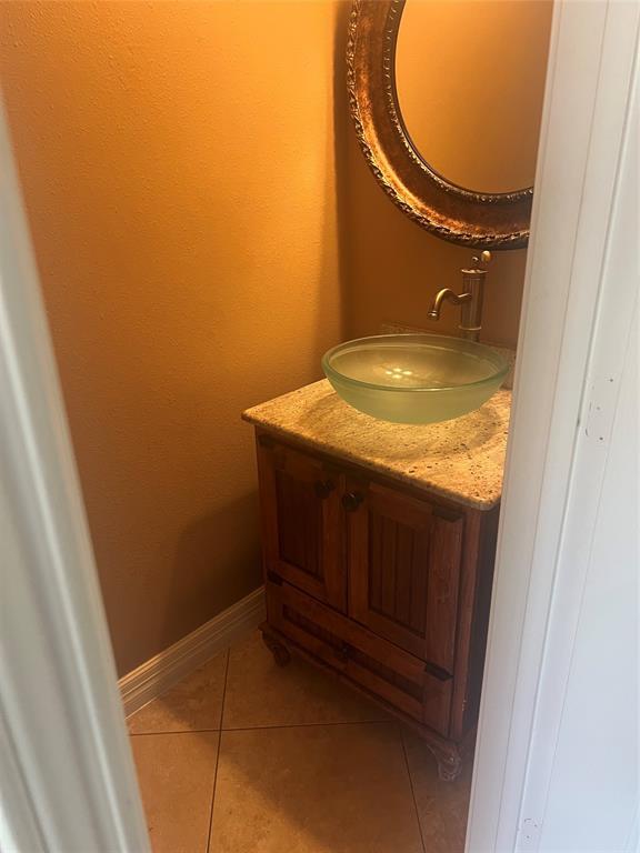 Foto del edificio - 5103 Summer Oak Dr