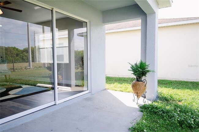 Foto del edificio - 8002 Carriage Pointe Dr