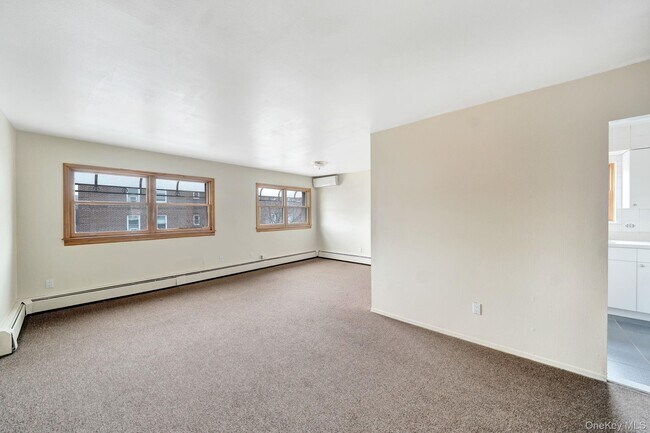 Foto del edificio - 80-24 138th St