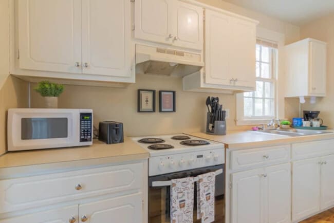 Building Photo - 2217 13th St