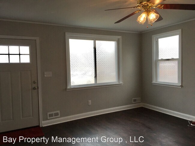 Foto del edificio - 3 br, 2 bath House - 3711 Ina Avenue
