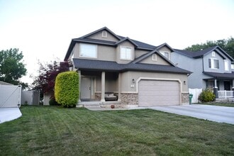 Building Photo - 1034 S Cinnamon Ridge Ln