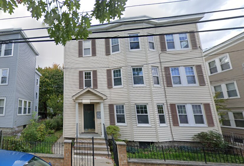 Building Photo - 62 Brock St