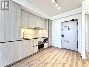 Building Photo - 8 Interchange Wy