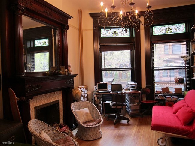Foto del edificio - 817 Carroll St