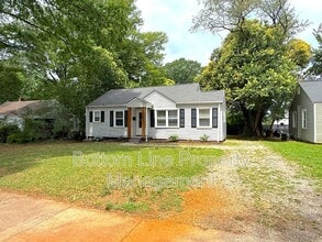 Building Photo - 214 S Gardner Ave