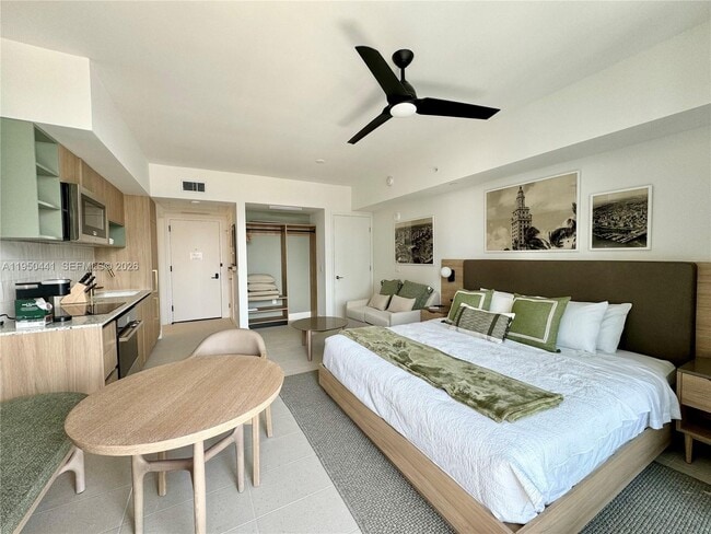 Foto del edificio - 159 NE 6th St