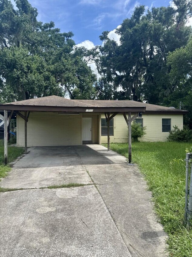 Primary Photo - 3 bedroom in Jacksonville FL 32218