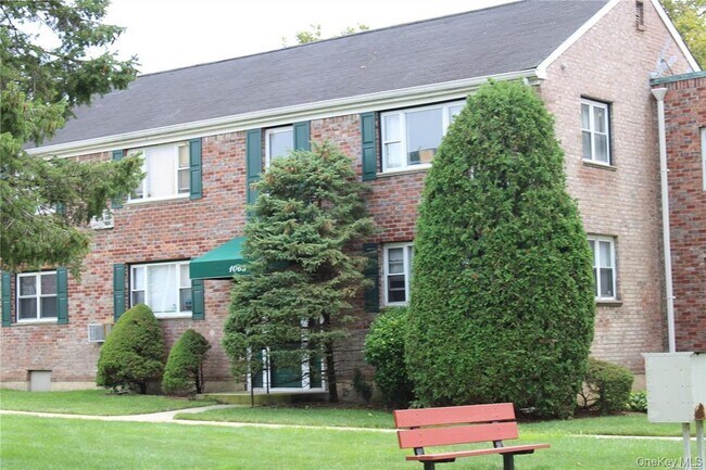 Foto del edificio - 1065 Fenwood Dr