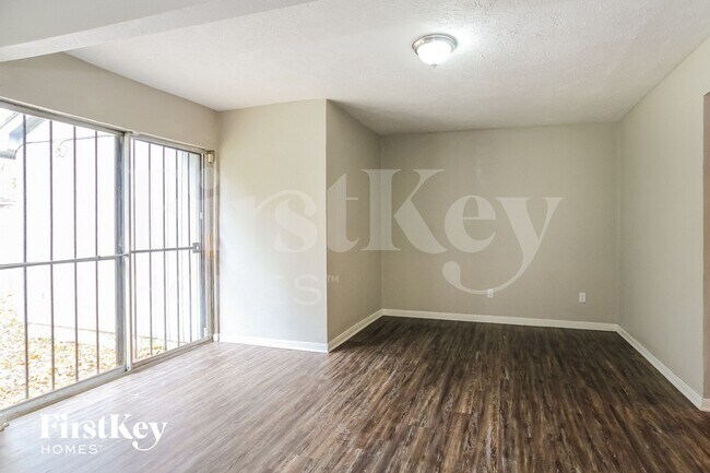 Foto del edificio - 12703 Enchanted Path Dr