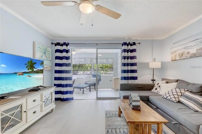 Foto del edificio - 5242 Opal Ln