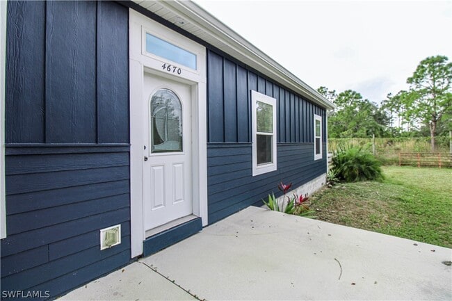 Foto del edificio - 4660 43rd Ave NE