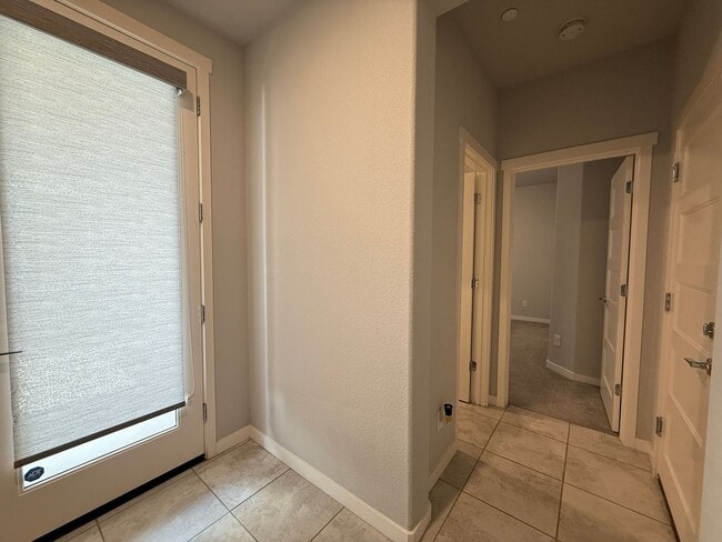 Building Photo - Pristine Condo in Monterey Village Gated Community