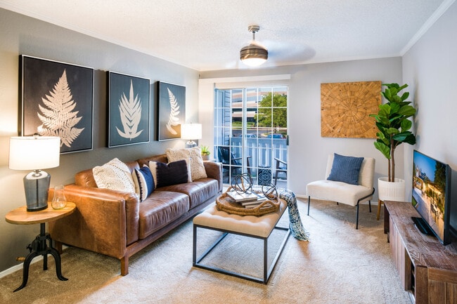 Interior Photo - Halstead Fair Oaks