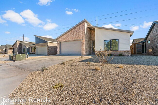 Foto del edificio - 3 br, 3 bath House - 4521 22nd Place