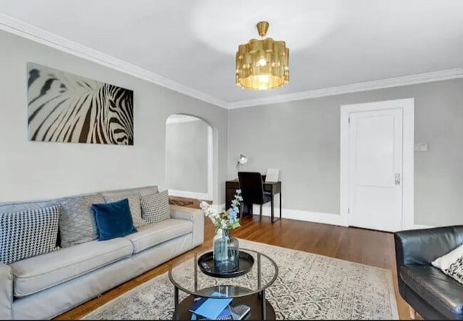 Foto del edificio - 1354 Winburn Dr