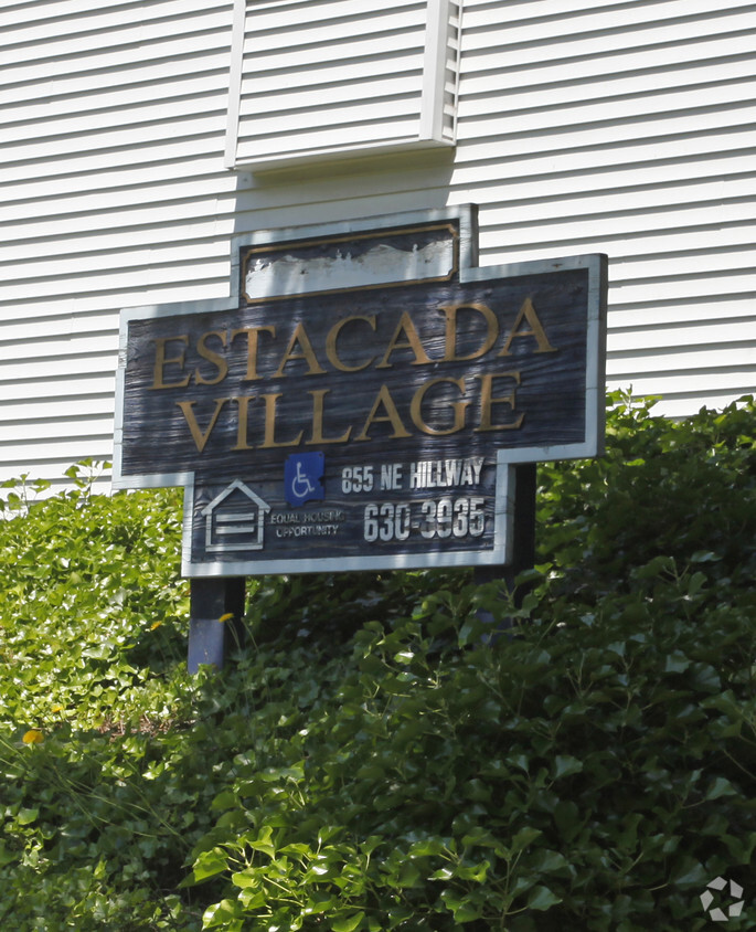 Foto del edificio - Estacada Village