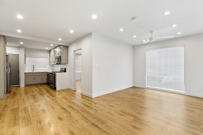2916 9th Ave Unit D, Los Angeles, CA 90018 - Apartments in Los Angeles